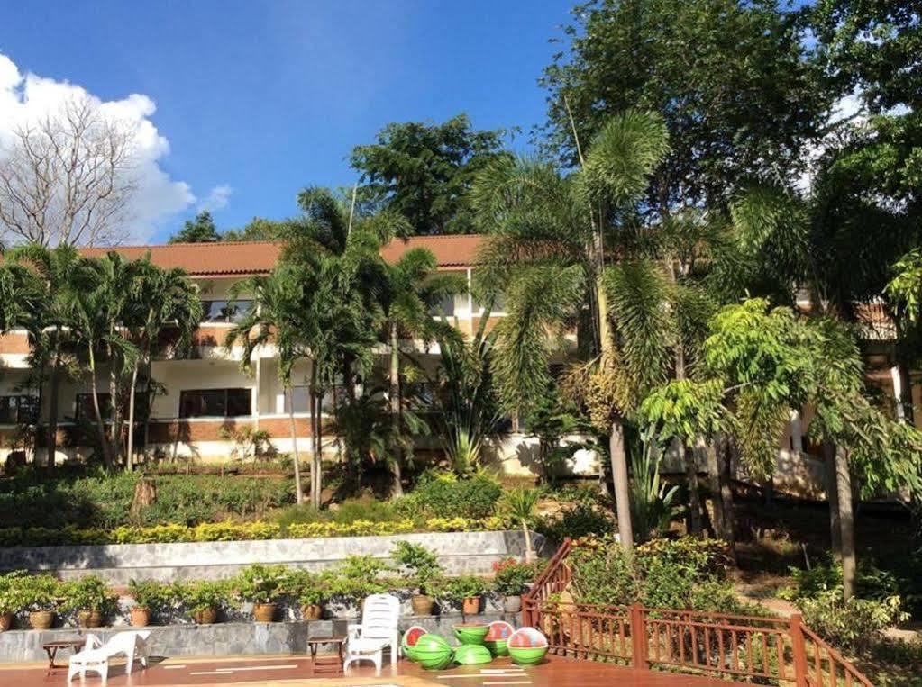 Cabbages & Condoms Khaoyai Resort Pakchong Ngoại thất bức ảnh